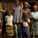 Nakatya mit Familie und Nachbarn, Walungu